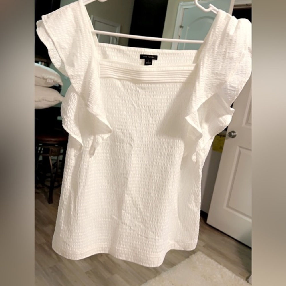 NWOT Ann Taylor white shirt size 2